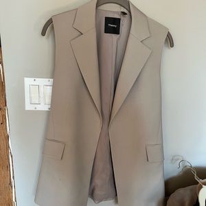 Size 6 Theory, mid-thigh sleeveless blazer